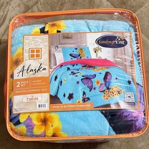 Alaska Twin Bedding Set butterflies and flowers